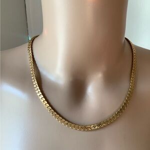 Vintage Amway Gold Tone Herringbone Necklace